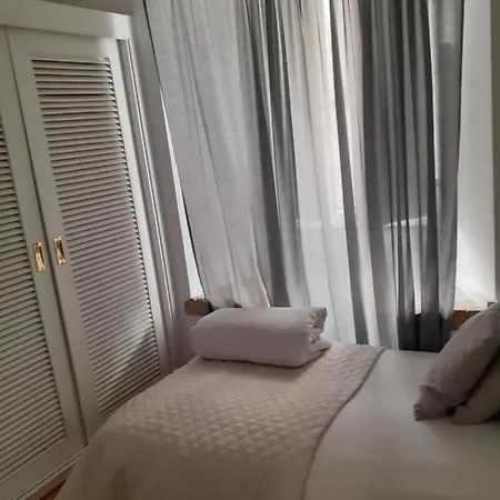 Olival Home- Feels Like