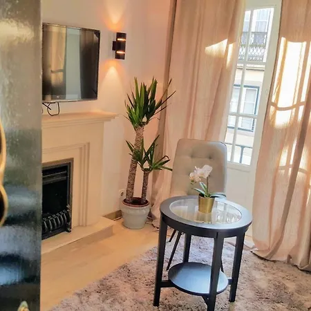 Olival Home- Feels Like