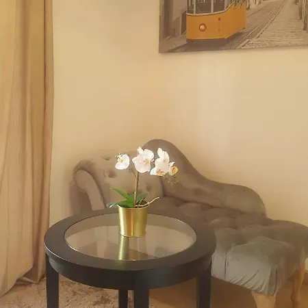 Olival Home- Feels Like * Lizbona